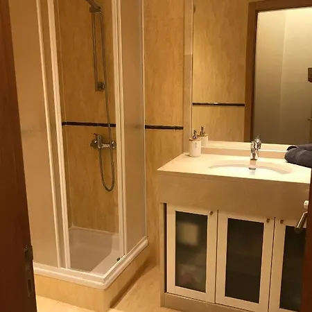 Cosy With Bathroom And Private Access Oda ve Kahvaltı *