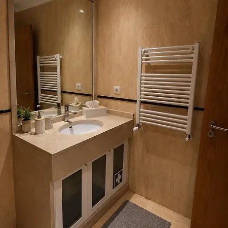 Panzió Cosy With Bathroom And Private Access