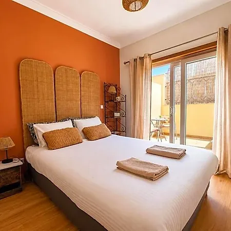 Bed & Breakfast Cosy With Bathroom And Private Access Sesimbra